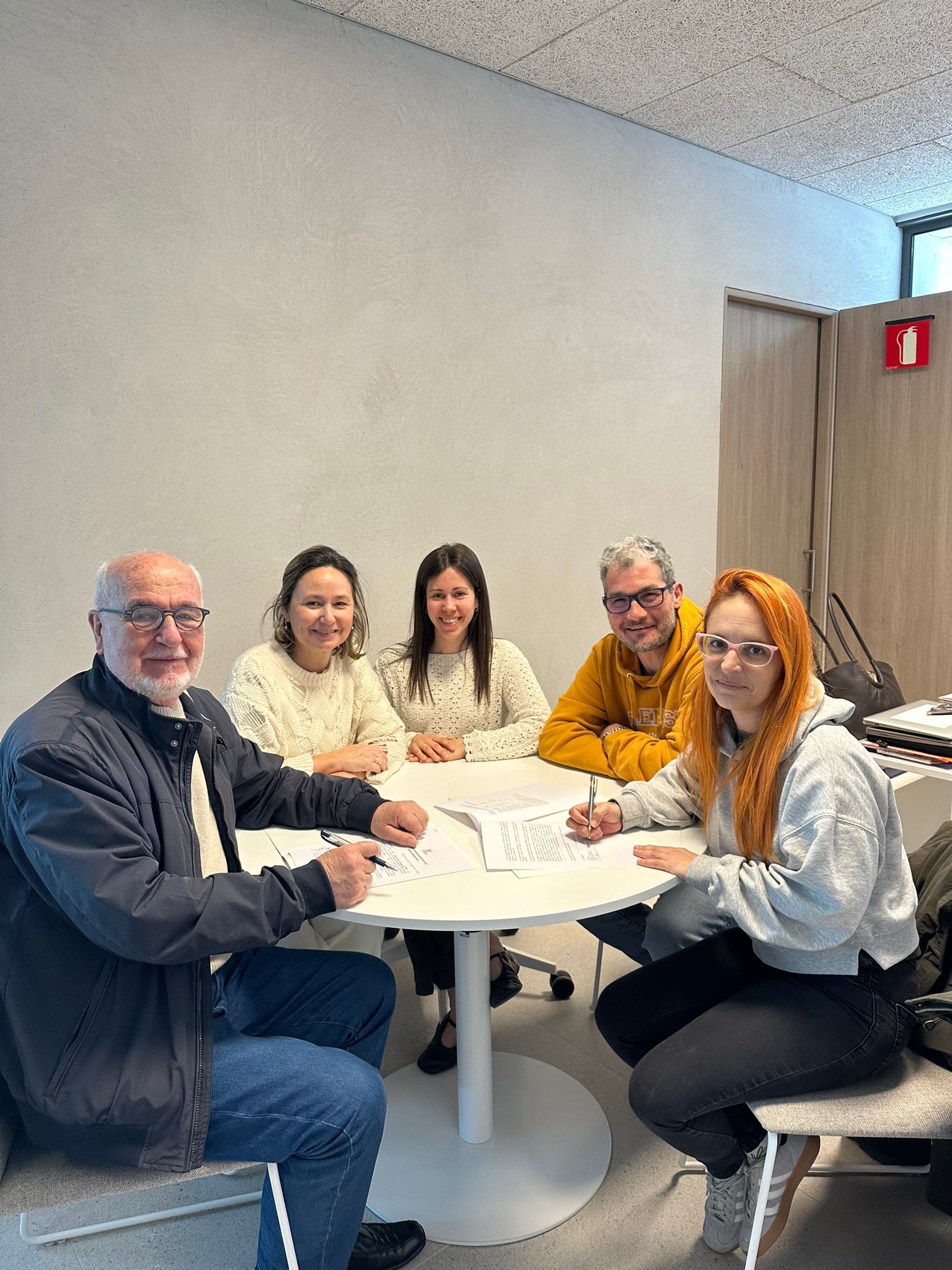 Amencer-ASPACE y AVEMPO sellan un convenio de colaboración para ampliar recursos terapéuticos